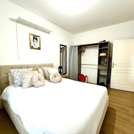 Lumineux Deux Pieces Apartmán